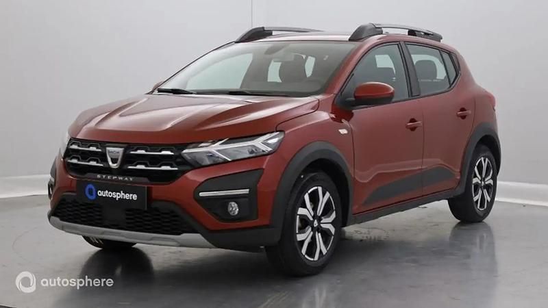 Rouge Utilisé 2021 Dacia Sandero Comfort Citadine | 12 899 € (Prix juste) - Image 1/4