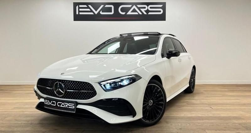 Blanc Utilisé 2023 Mercedes A250 AMG Line Premium Berline | 42 990 € - Image 1/4