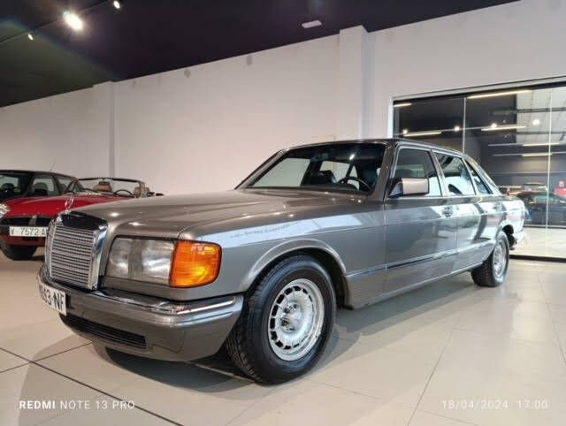 Gris Utilisé 1986 Mercedes 500 Berline | 15 500 € - Image 1/4