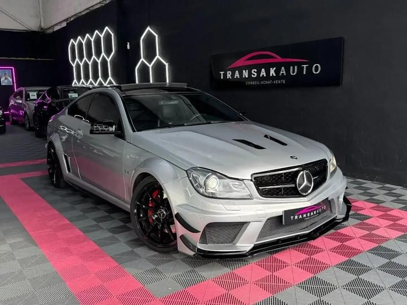 Gris Utilisé 2012 Mercedes C63 AMG AMG Coupé | 52 990 € (Prix juste) - Image 1/4