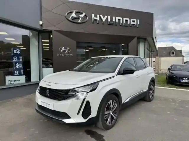 Gris platinium (m) Utilisé 2022 Peugeot 3008 Active SUV | 18 990 € (Bon prix) - Image 1/4