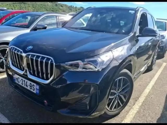 Saphirschwarz métal Occasion 2025 BMW X1 M Sport SUV | 47 590 € (Prix juste) - Image 1/4