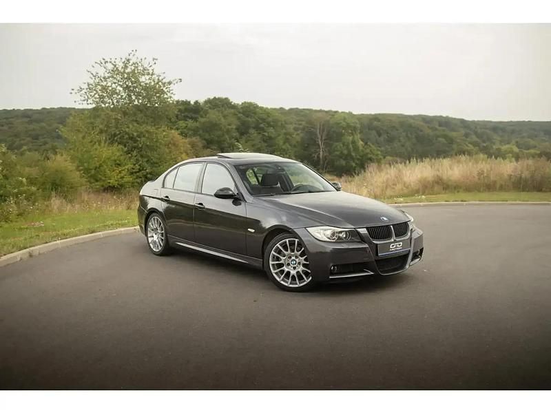 Gris Occasion 2006 BMW 320 Sport Line Berline | 21 990 € - Image 1/4