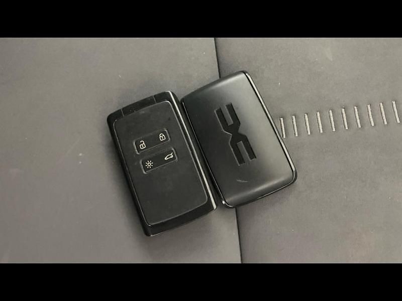 Image 2/4