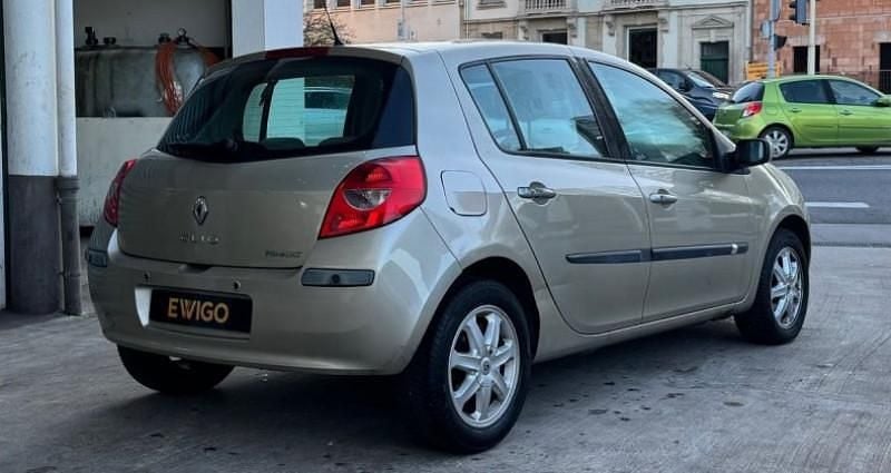Occasion Renault Clio II 107 ch (78 kW) 2007 Beige Berline