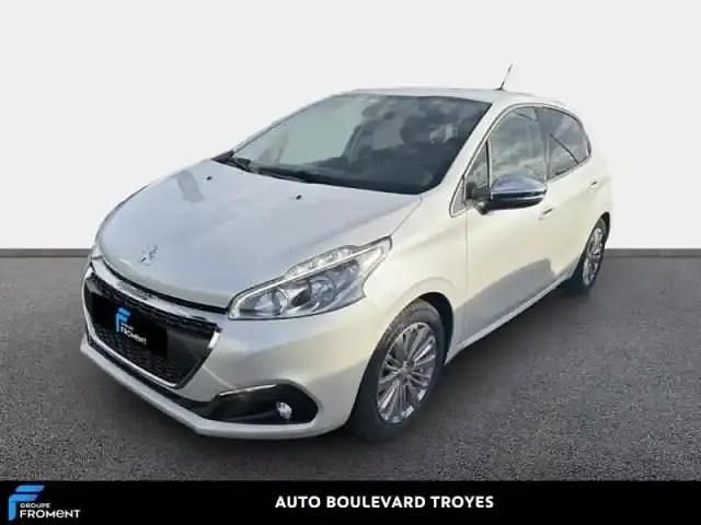 Blanc Occasion 2019 Peugeot 208 Allure Citadine | 11 990 € (Bon prix) - Image 1/4