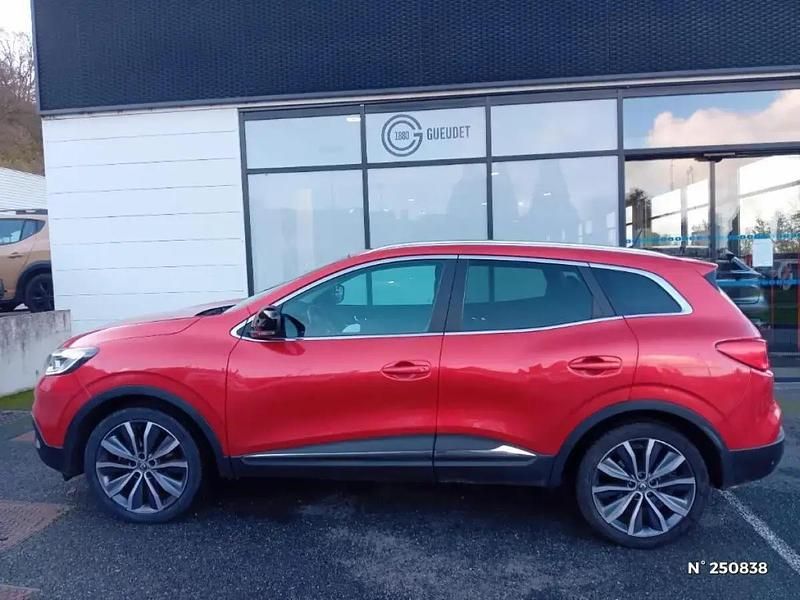 Rouge Utilisé 2016 Renault Kadjar Black Edition SUV | 15 580 € (Prix cher) - Image 1/2