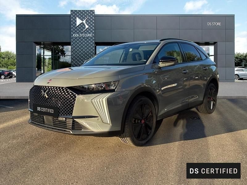 Gris Utilisé 2023 DS Automobiles DS7 Crossback Performance Line Plus SUV | 28 990 € (Prix juste) - Image 1/4