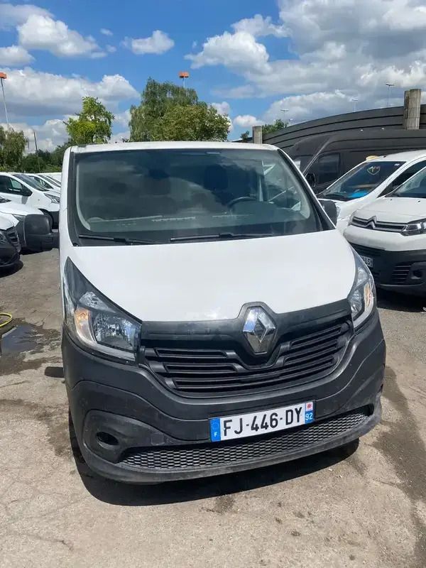 Blanc Utilisé 2019 Renault Trafic Van | 16 000 € (Bon prix) - Image 1/4