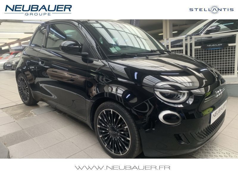 Onyx black pastel Utilisé 2021 Fiat 500e Berline | 18 970 € (Prix assez cher) - Image 1/4