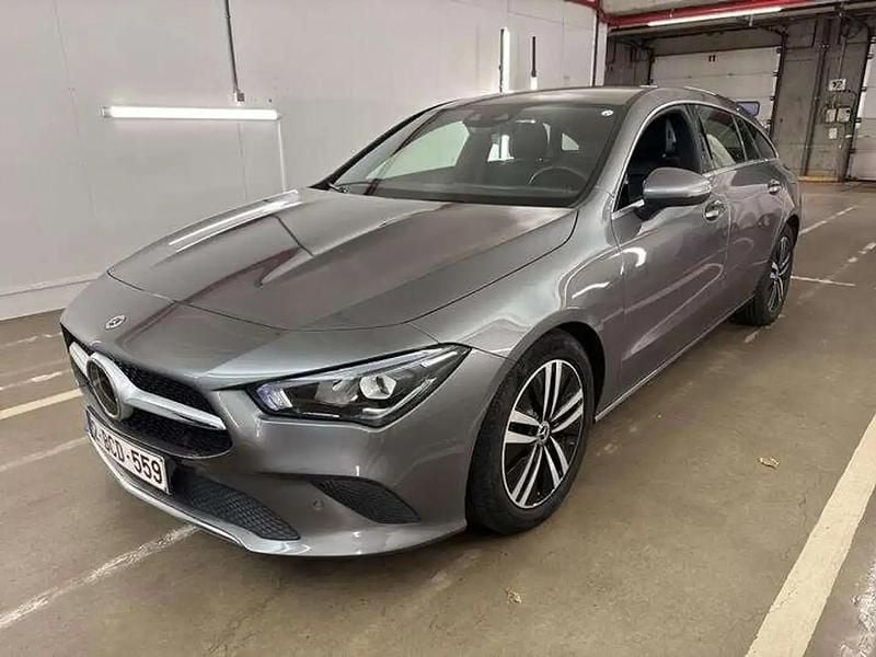Gris Utilisé 2021 Mercedes CLA200 Shooting Brake Luxury Break | 26 990 € (Super prix) - Image 1/2