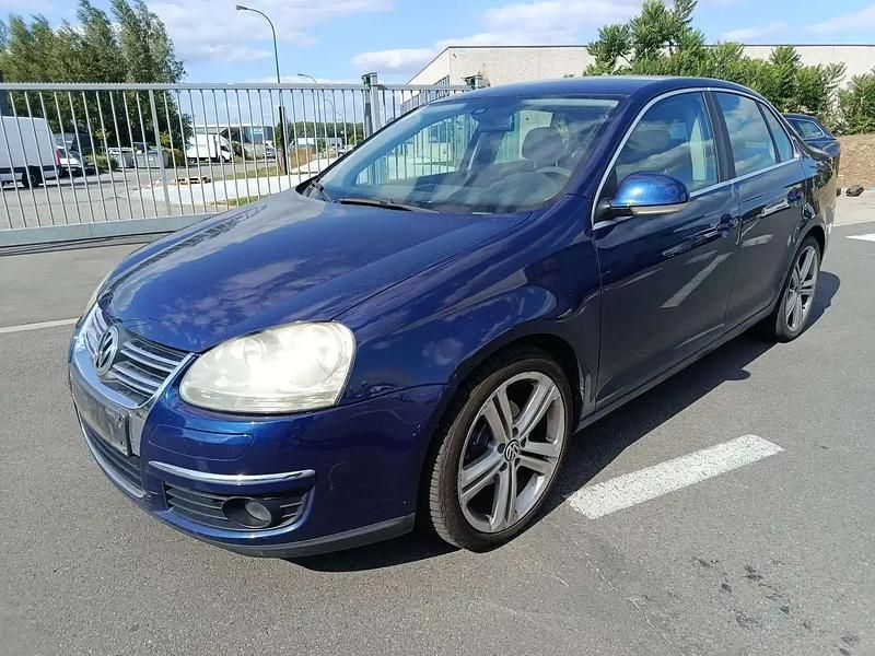 Bleu Utilisé 2008 VW Jetta Comfortline Berline | 2 400 € - Image 1/4