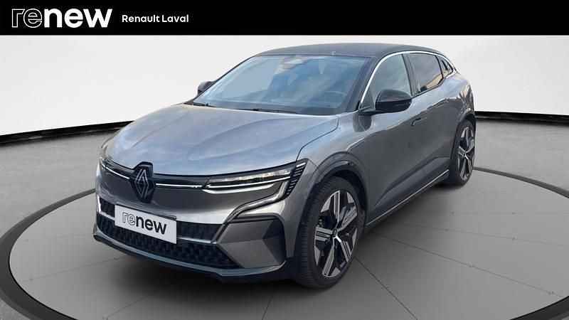 Gris Utilisé 2022 Renault Mégane Iconic Berline | 22 490 € (Bon prix) - Image 1/4
