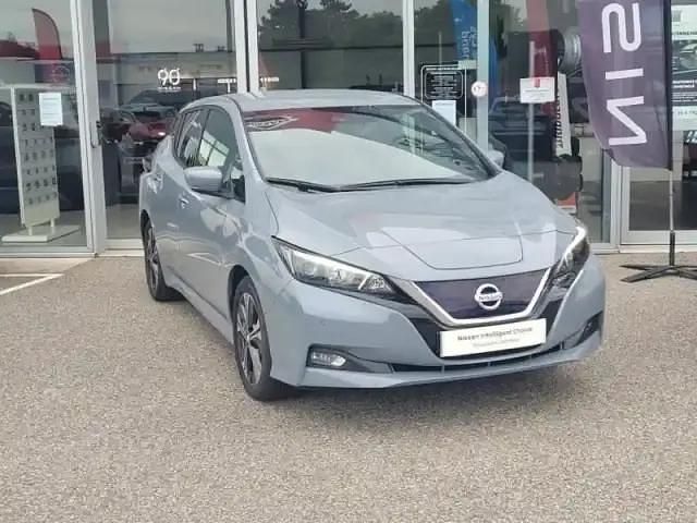 Kbyggris argilemet Utilisé 2021 Nissan Leaf N-Connecta Citadine | 14 440 € (Prix juste) - Image 1/4