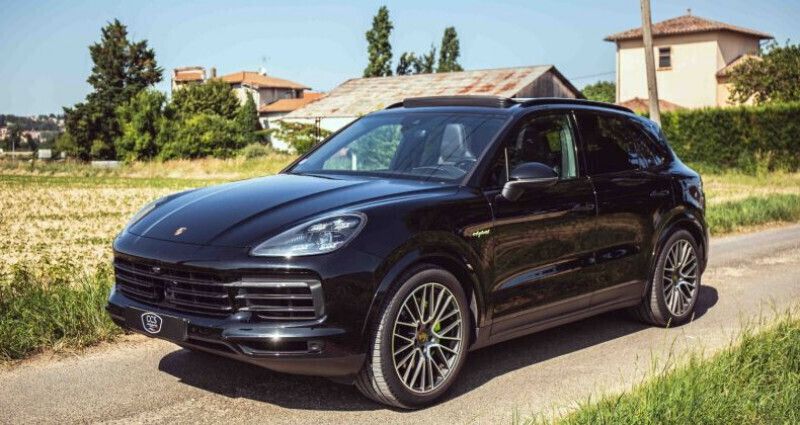 Utilisé 2019 Porsche Cayenne SUV | 62 890 € (Bon prix) - Image 1/4