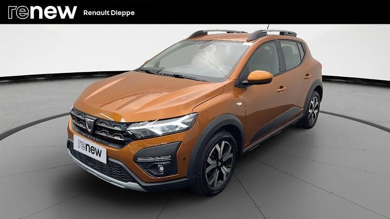 Orange Utilisé 2022 Dacia Sandero Comfort Citadine | 14 495 € (Prix juste) - Image 1/4