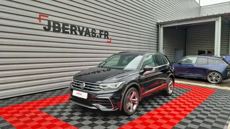 Noir Utilisé 2021 VW Tiguan R-line SUV | 32 990 € (Prix assez cher) - Image 1/4