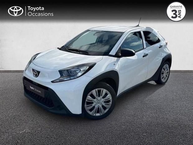 Blanc Utilisé 2023 Toyota Aygo Business Edition Citadine | 14 990 € (Prix juste) - Image 1/4