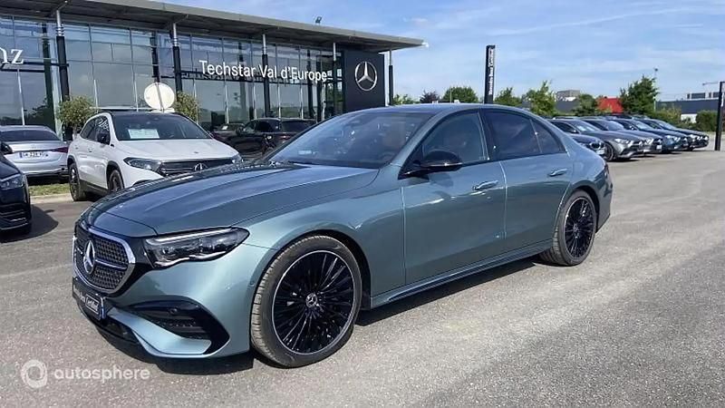 Vert Nouvelle 2025 Mercedes E200 AMG line Berline | 76 990 € - Image 1/4