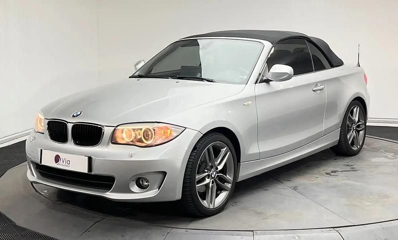 Noir Occasion 2011 BMW 118 Cabriolet Sport Line Cabriolet | 12 240 € - Image 1/4