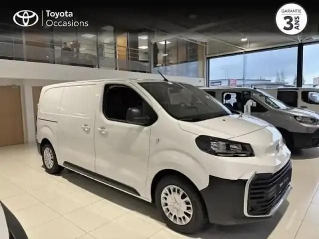 Blanc glacier Occasion 2025 Toyota Proace Monospace | 29 490 € (Bon prix) - Image 1/4