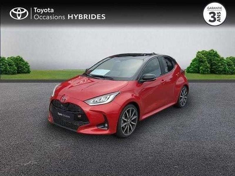 Utilisé 2025 Toyota Yaris Hybrid Sport Berline | 26 990 € (Prix assez cher) - Image 1/1