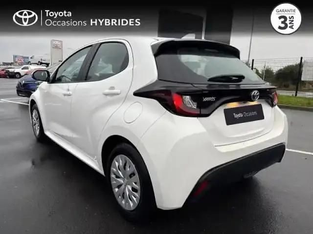 Occasion Toyota Yaris Hybrid 116 ch (85 kW) 2023 Blanc Berline