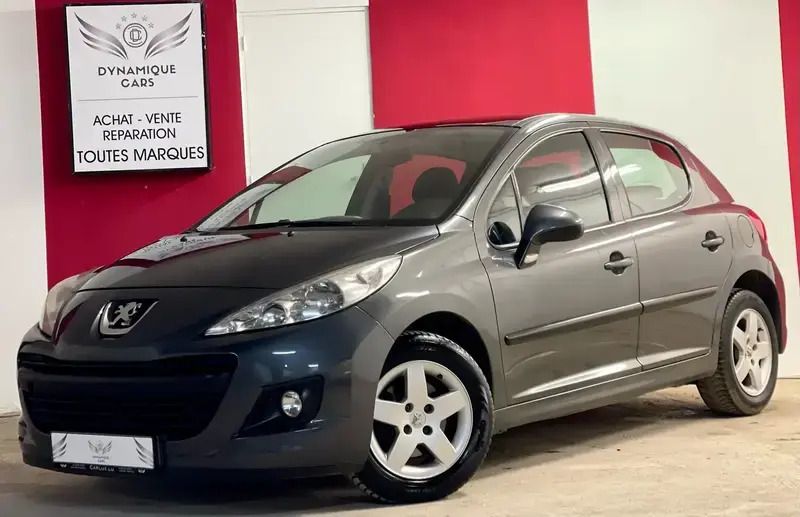 Utilisé 2010 Peugeot 207 Premium Berline | 3 490 € (Prix juste) - Image 1/4