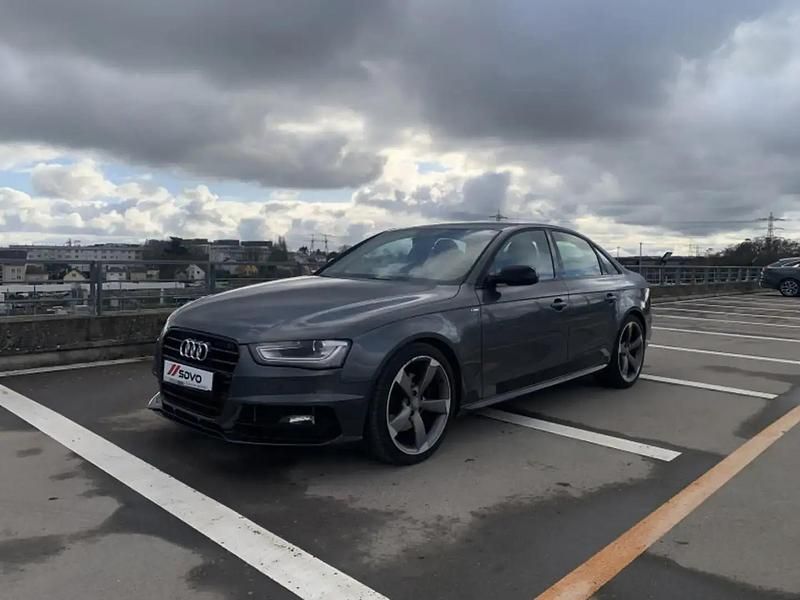 Gris Occasion 2015 Audi A4 S-Line Berline | 9 990 € (Prix juste) - Image 1/4