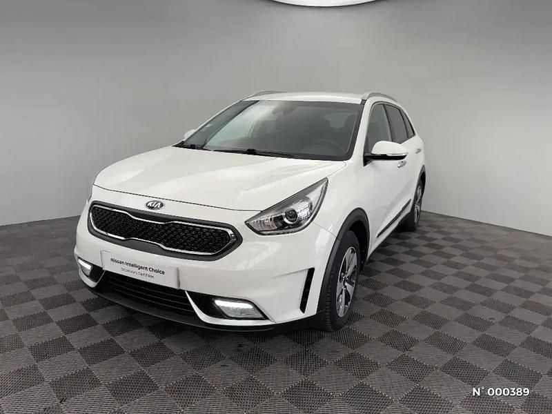 Blanc Utilisé 2017 Kia Niro Motion SUV | 14 500 € (Prix juste) - Image 1/4