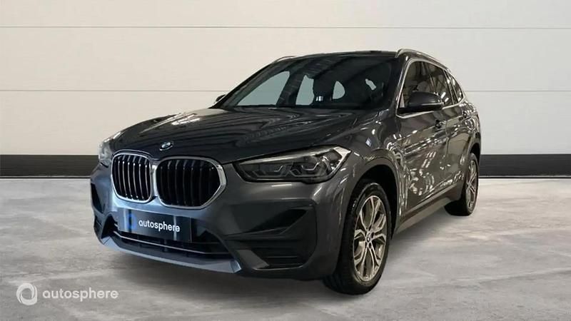 Gris Utilisé 2021 BMW X1 Sport Line SUV | 23 799 € (Prix juste) - Image 1/4