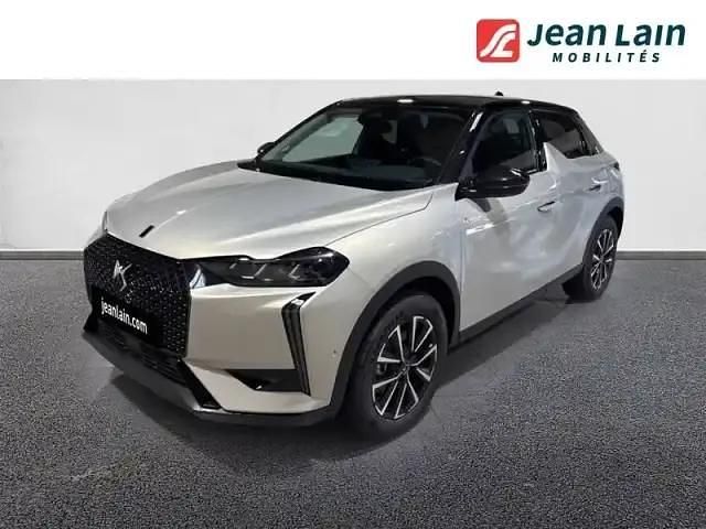 Cristal pearl (nacrée) Utilisé 2025 DS Automobiles DS3 Crossback E-Tense SUV | 38 900 € - Image 1/4