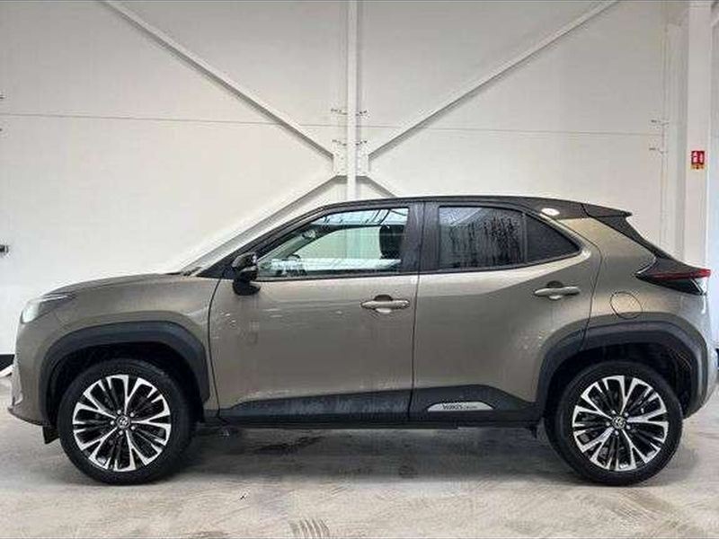 Utilisé 2021 Toyota Yaris Hybrid | 23 595 € (Prix assez cher) - Image 1/1