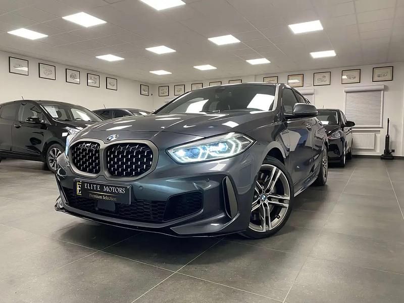 Noir Occasion 2021 BMW M135 M Sport Citadine | 30 990 € (Super prix) - Image 1/4