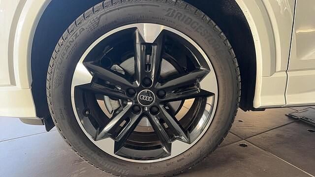 Occasion Audi Q2 S-Line 150 ch (110 kW) 2025 Blanc glacier métallisé SUV