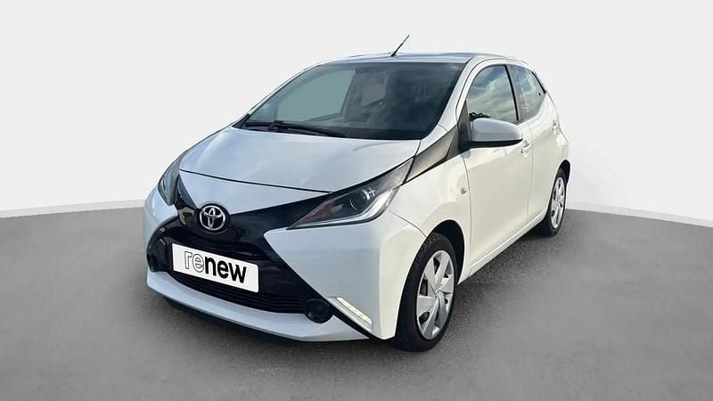 Occasion Toyota Aygo 69 ch (50 kW) 2015 Blanc Citadine