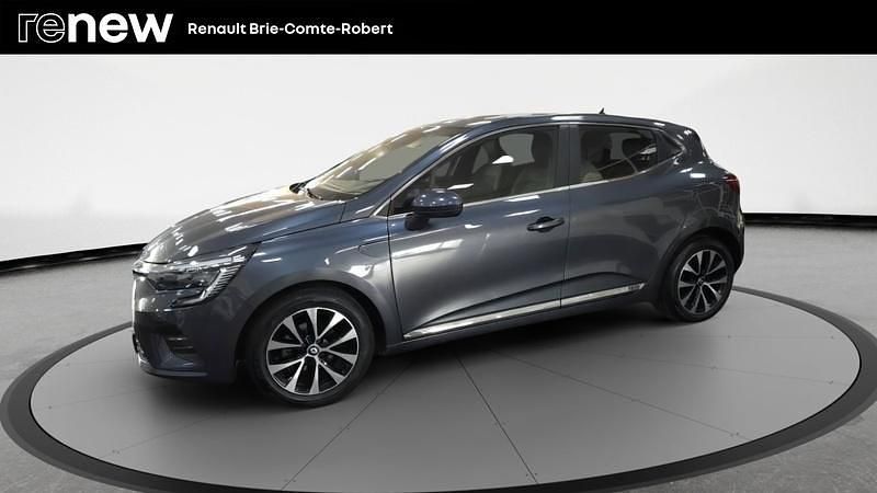 Gris Utilisé 2022 Renault Clio V Intens Citadine | 14 980 € (Prix juste) - Image 1/4