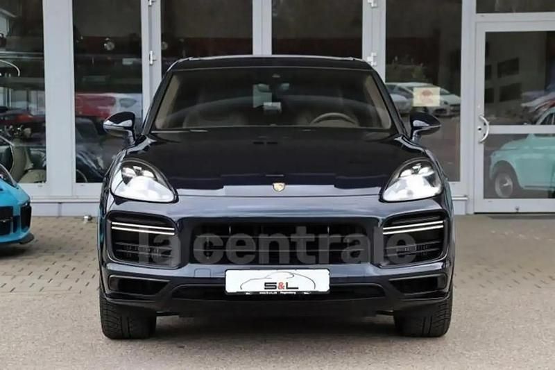 Bleu Utilisé 2019 Porsche Cayenne Turbo SUV | 77 900 € (Prix juste) - Image 1/4