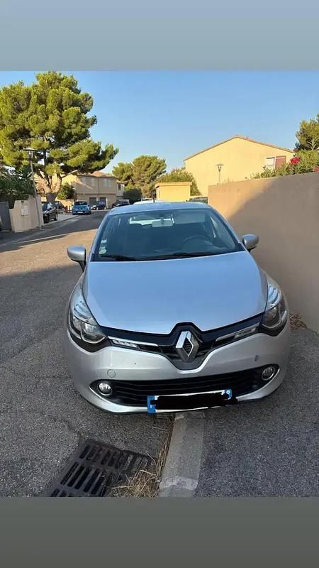 Utilisé 2014 Renault Clio IV Business Berline | 7 900 € (Prix juste) - Image 1/4