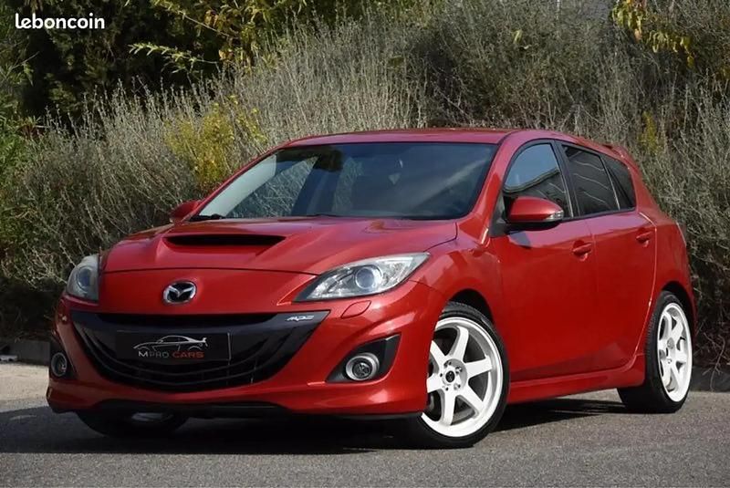 Rouge Utilisé 2011 Mazda 2 Break | 17 990 € - Image 1/4