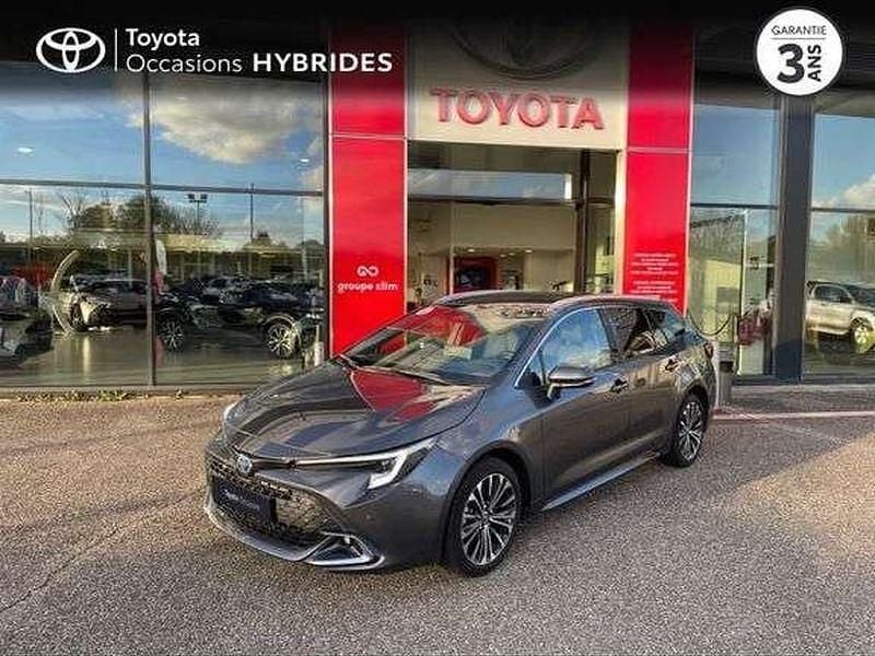 Utilisé 2024 Toyota Corolla Design | 27 900 € (Prix juste) - Image 1/1
