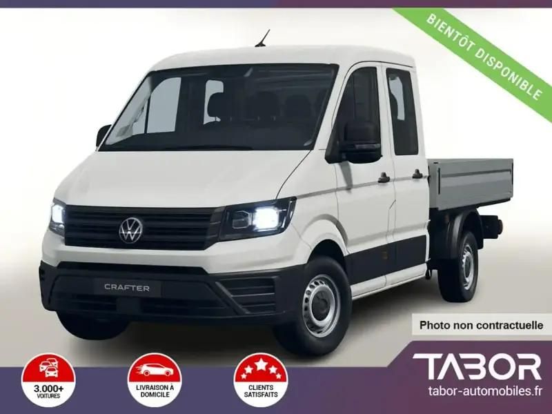 Blanc Nouvelle 2025 VW Crafter Van | 41 534 € - Image 1/4