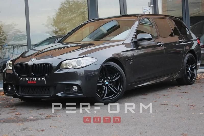 Gris Utilisé 2013 BMW 520 Shadowline Break | 16 500 € (Prix cher) - Image 1/4