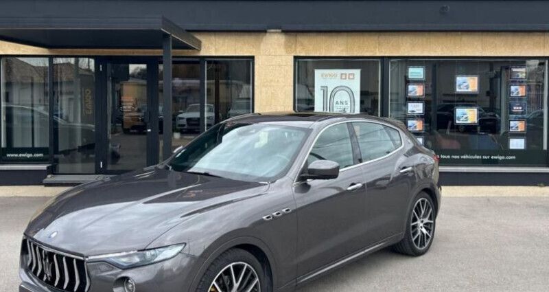Gris Utilisé 2016 Maserati Levante SUV | 36 990 € (Prix juste) - Image 1/4
