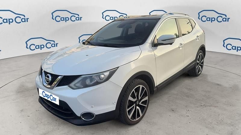 Blanc Utilisé 2015 Nissan Qashqai Tekna SUV | 9 910 € (Prix juste) - Image 1/3