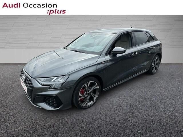 Gris daytona nacré Utilisé 2023 Audi A3 Sportback e-tron Competition Berline | 37 690 € (Prix cher) - Image 1/4