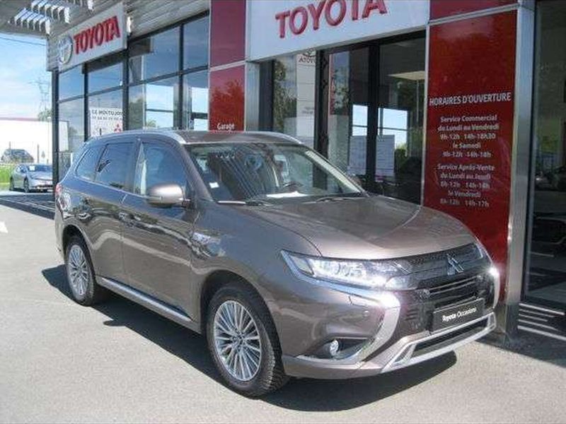 Utilisé 2019 Mitsubishi Outlander P-HEV Intense | 20 900 € (Prix assez cher) - Image 1/1