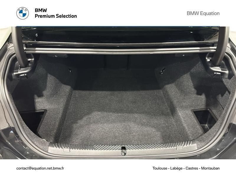 Occasion BMW 530e M Sport 190 ch (139 kW) 2025 Saphirschwarz métallisé Berline