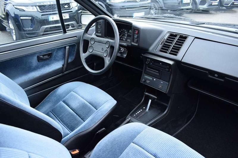Occasion VW Scirocco 76 ch (55 kW) 1985 Gris Coupé