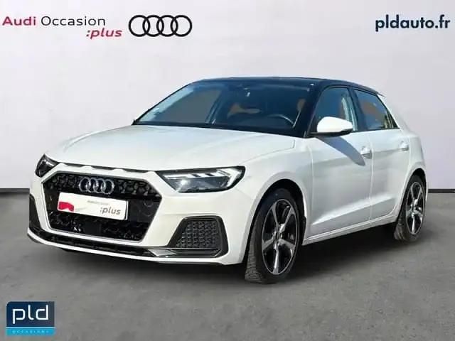 Blanc glacier métallisé Occasion 2021 Audi A1 Sportback Advanced Plus Citadine | 19 990 € (Prix juste) - Image 1/4